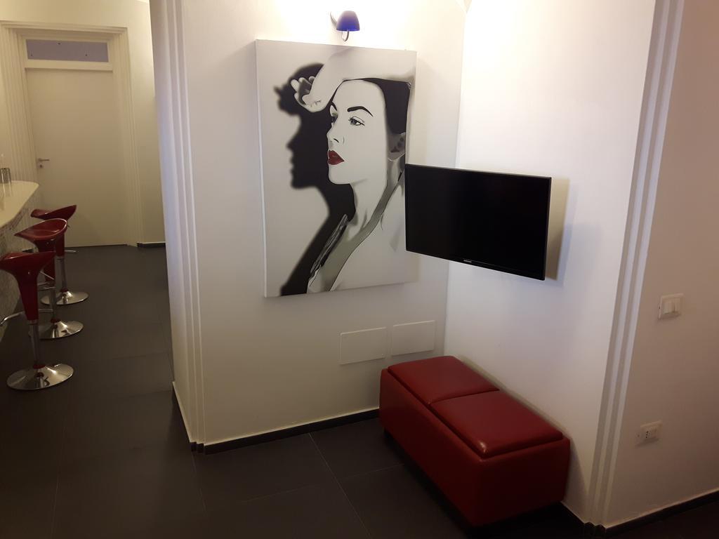 A Un Passo Dal Massimo Apartment ปาแลร์โม ภายนอก รูปภาพ