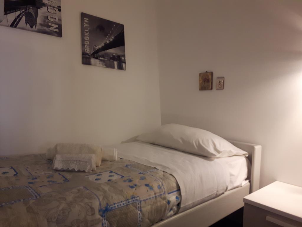 A Un Passo Dal Massimo Apartment ปาแลร์โม ภายนอก รูปภาพ